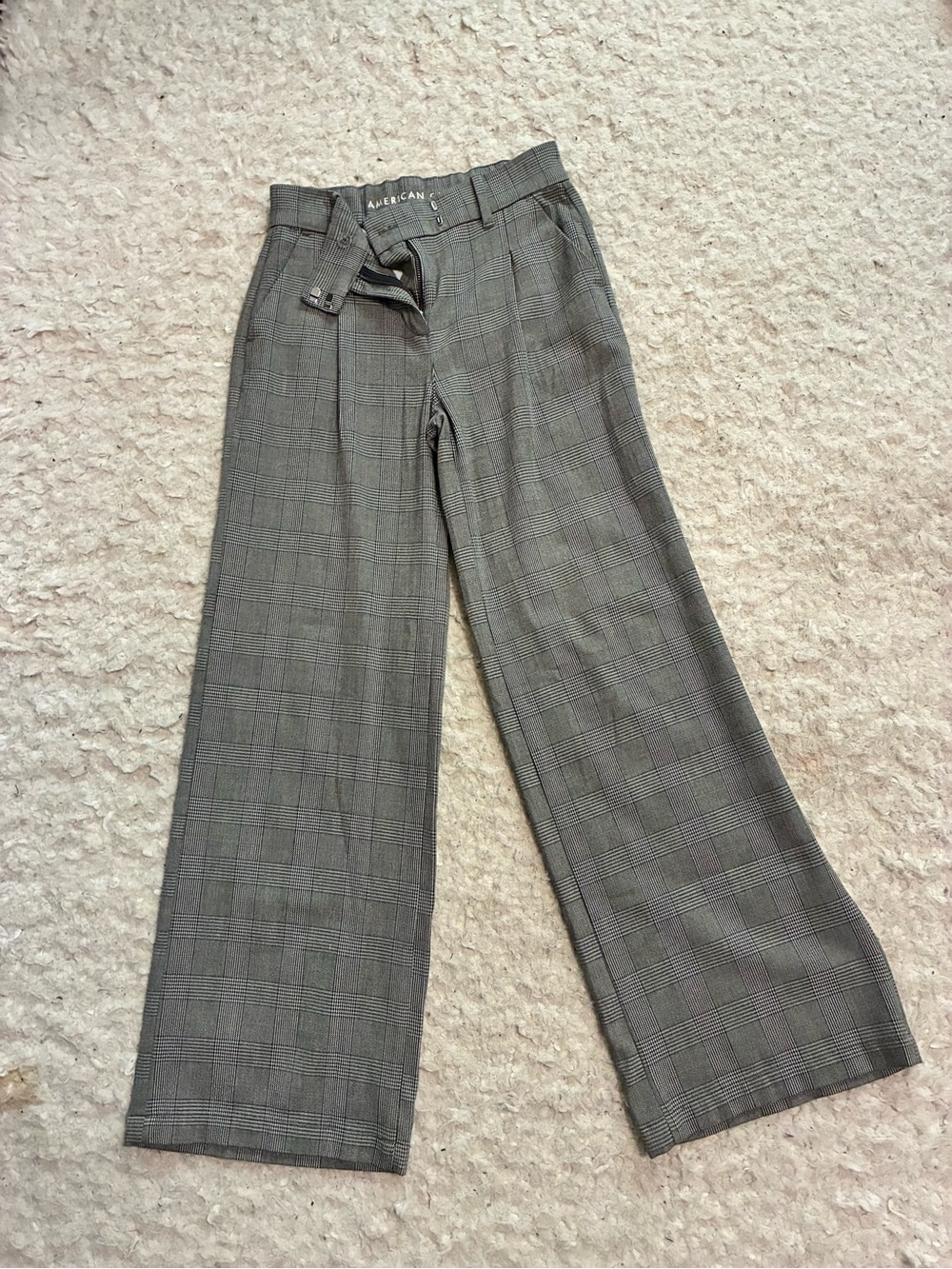 American Eagle Outfitters Gray Glen Plaid Wide-Leg Women’s Pants